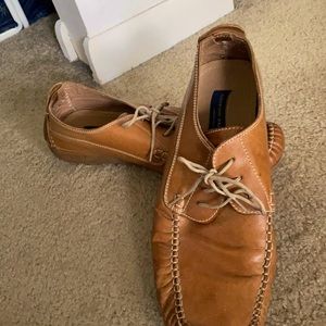 Honey leather uppers nice Giorgio Brutini dress shoes no visible excessive wear